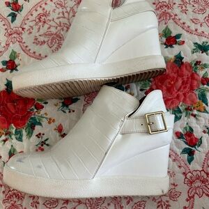 Women’s Wedge Sneakers